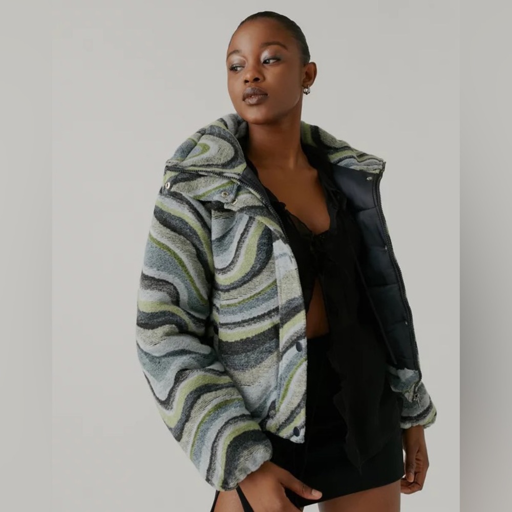 NEW URBAN OUTFITTERS BDG BDG Isla Wool Puffer Jacket